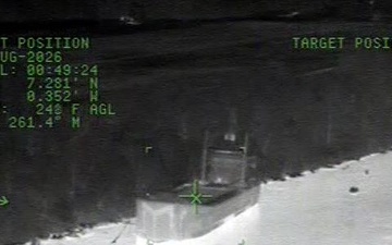Coast Guard conducts hoist from USS Washtenaw County
