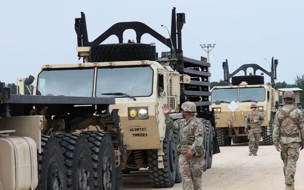 Staff Sgt. Matthew Milstead of the 639th trains Soldiers at WAREX 2026