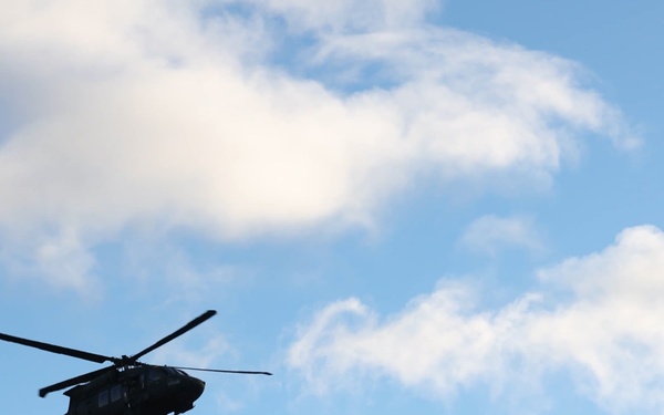 25th CAB Conducts UH-60 Black Hawk Aerial Gunnery