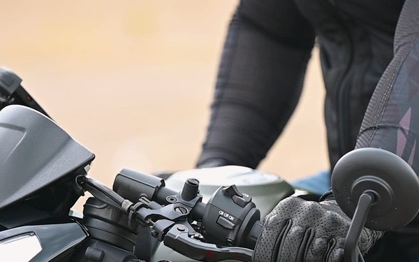 911th AW hosts motorcycle safety refresher course