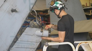 USS Boxer Conducts Aircraft maintenance