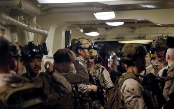 B-Roll: 11th MEU Marines Conduct a TRAP Exercise Aboard USS Portland