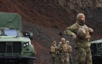 U.S. Marines test expeditionary communications on Jan Mayen during Atlantic City 26