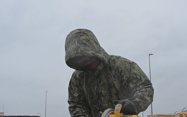 Arctic Bee Hut Takes Shape During Northern Viking 26