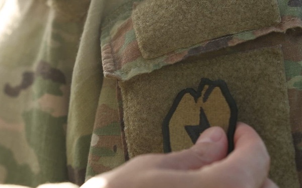 25th Infantry Division Welcomes New Light Fighters During Patching Ceremony