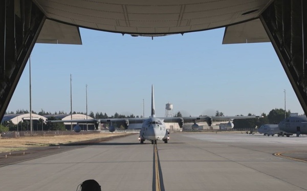 VMGR-152, 252, aerial refuels 160th SOAR during Evergreen 26