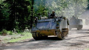 Saber Junction 26 Soldiers Prepare to Attack as Opposing Force