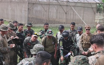 B-Roll: Super Garuda Shield: MRF-D Marines, Indonesian marines, Korean marines, Japanese soldiers perform jungle patrols