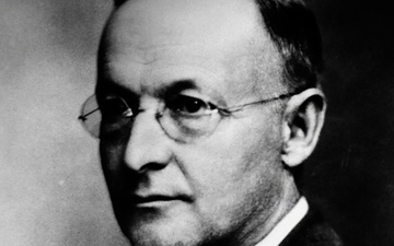 Maj. Gen. Charles Reynolds shaped the future of military medicine