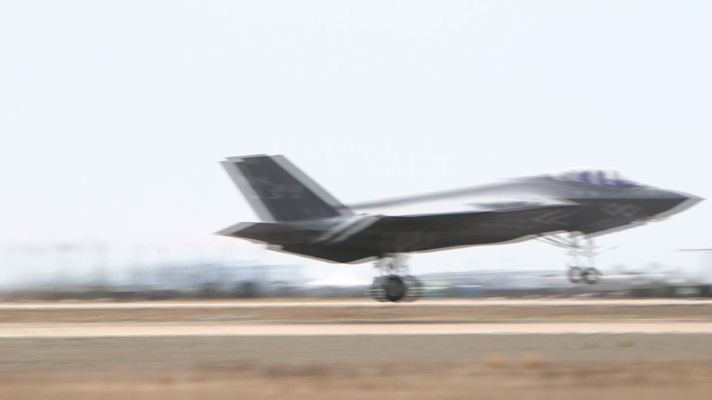 DVIDS - Video - America’s Air Show 2026 Day 3: F-35C Lightning II