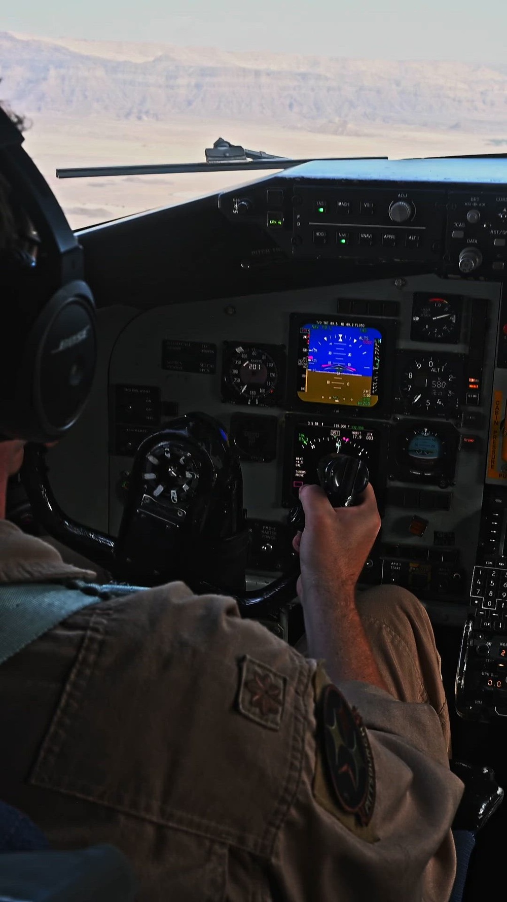 DVIDS - Video - KC-135 refuels F-16s for theater security