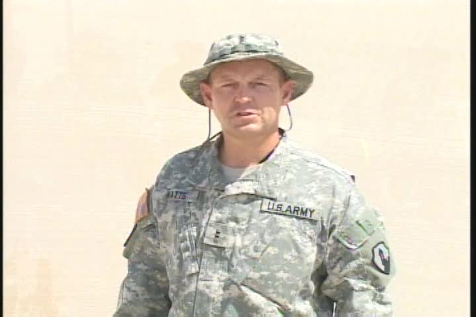 Chief Warrant Officer Tom Watts sends a greeting to Huntington, West Virginia from Camp Buehring, Kuwait for Holiday Season 2007