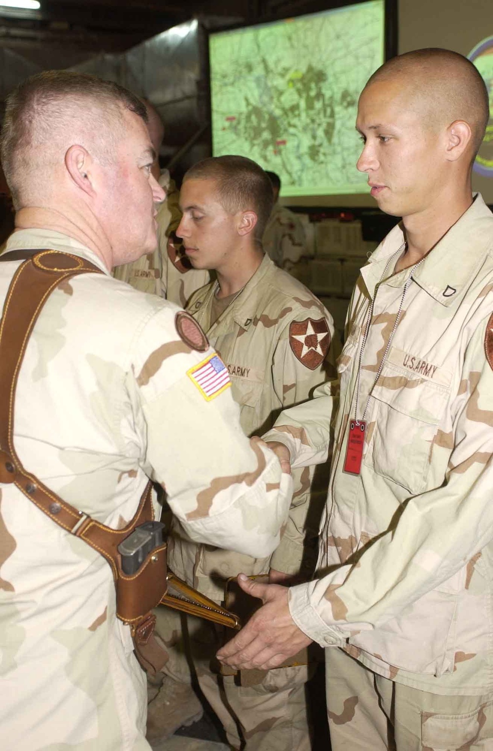 Army soldier receives award in Iraq