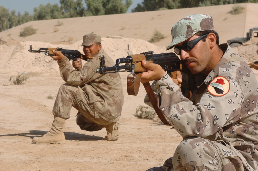 Iraqi National Guard Soldiers graduate from training