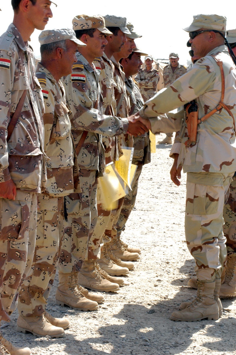 Iraqi National Guard Soldiers graduate from training