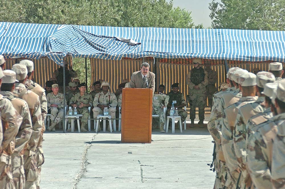 Dr. Bruska Shaways addresses the newly graduated soldiers