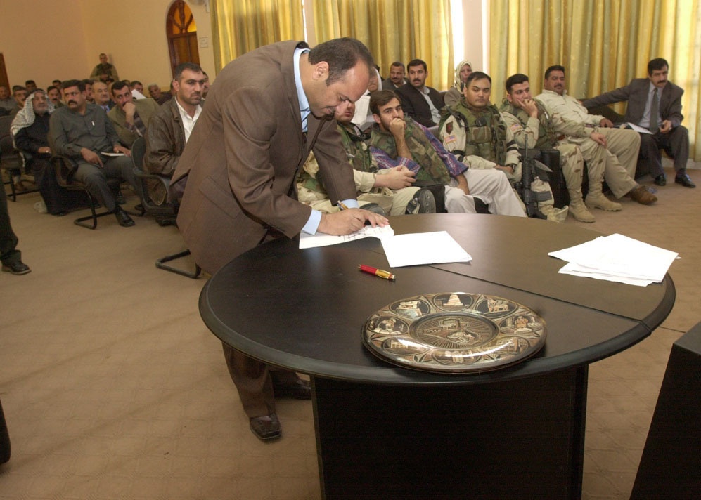 First citizens to sign the districts Municiapl Charter