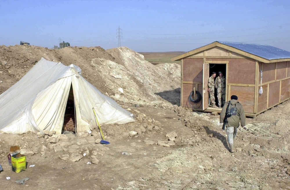 Iraqi National Guard soldiers get new shelter