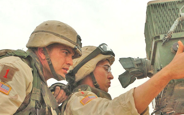 SPC Taylor gives instruction on the LRAS