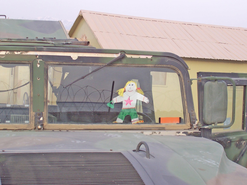 Flat Robyn in a Hummer 2