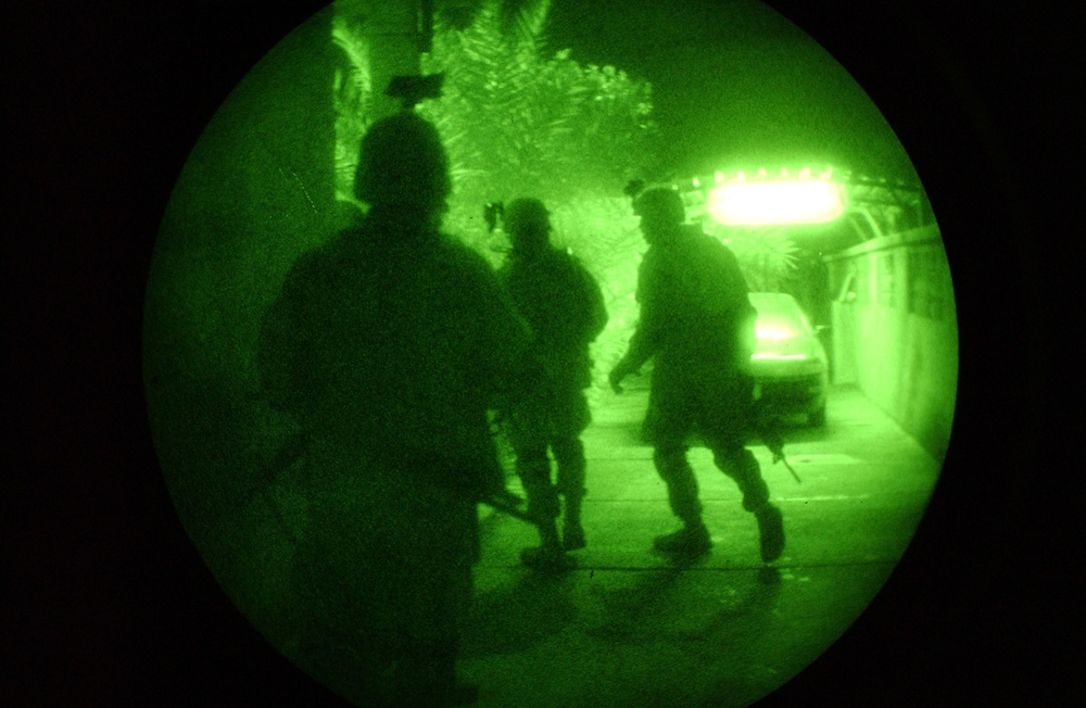 Soldiers move into the home of a known criminal