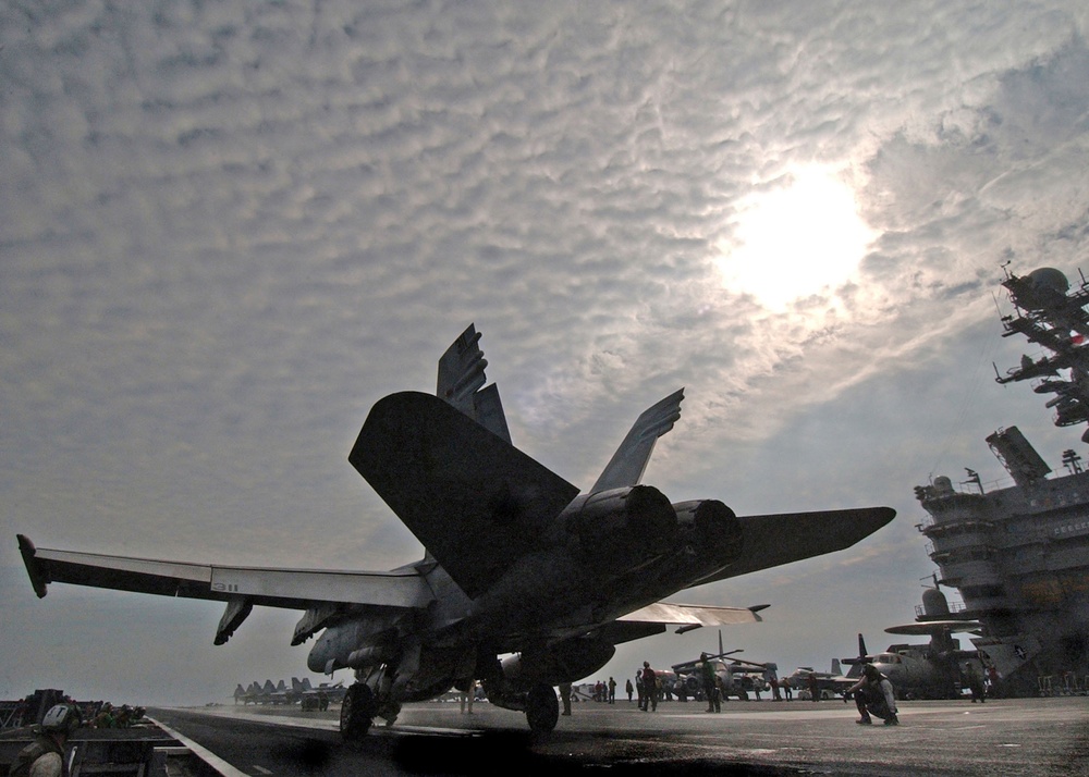 An F/A-18C Hornet prepares to launch