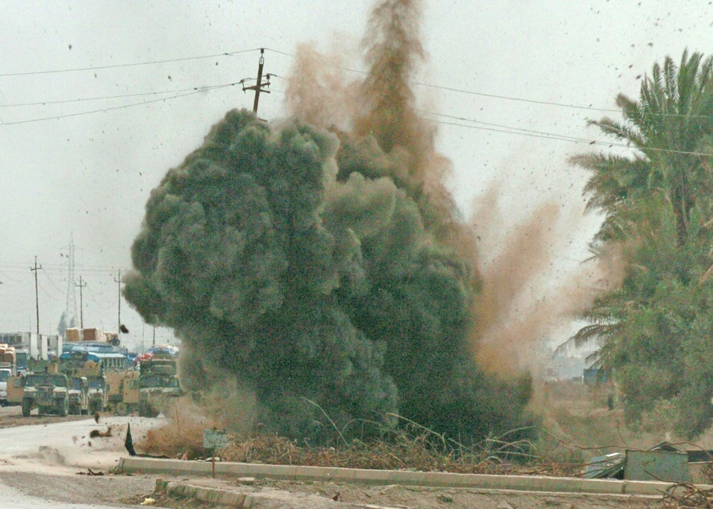 EOD detonates an IED founded