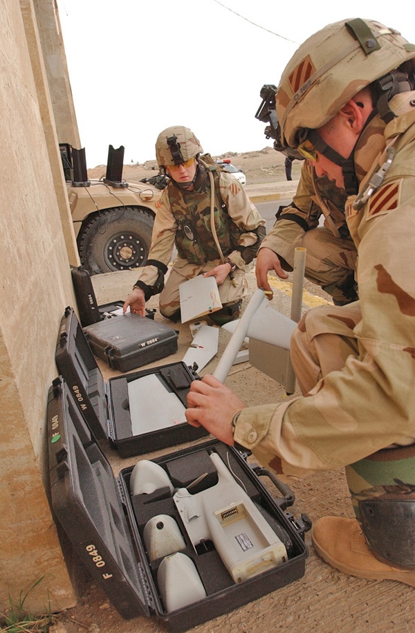 UAV pilots assemble the Army smallest UAV, the Raven