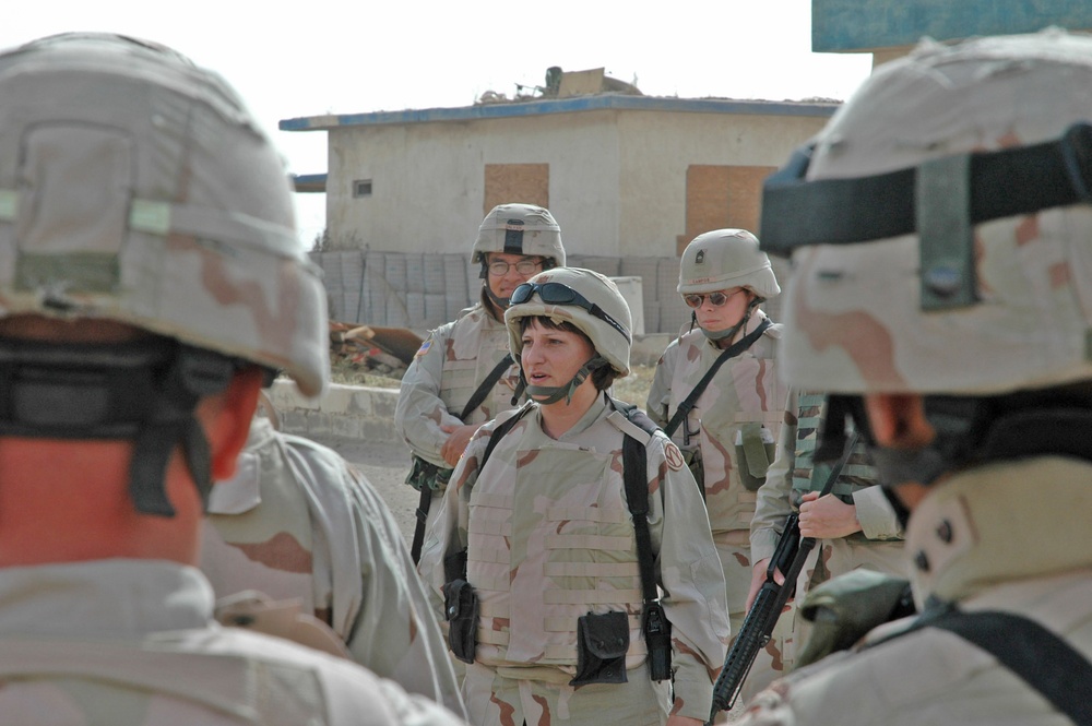Maj. Sharon Shapiro gives a motivational speech to soldiers