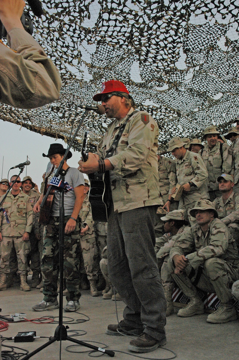 Toby Keith performs an acoustic set with Scott Emrick