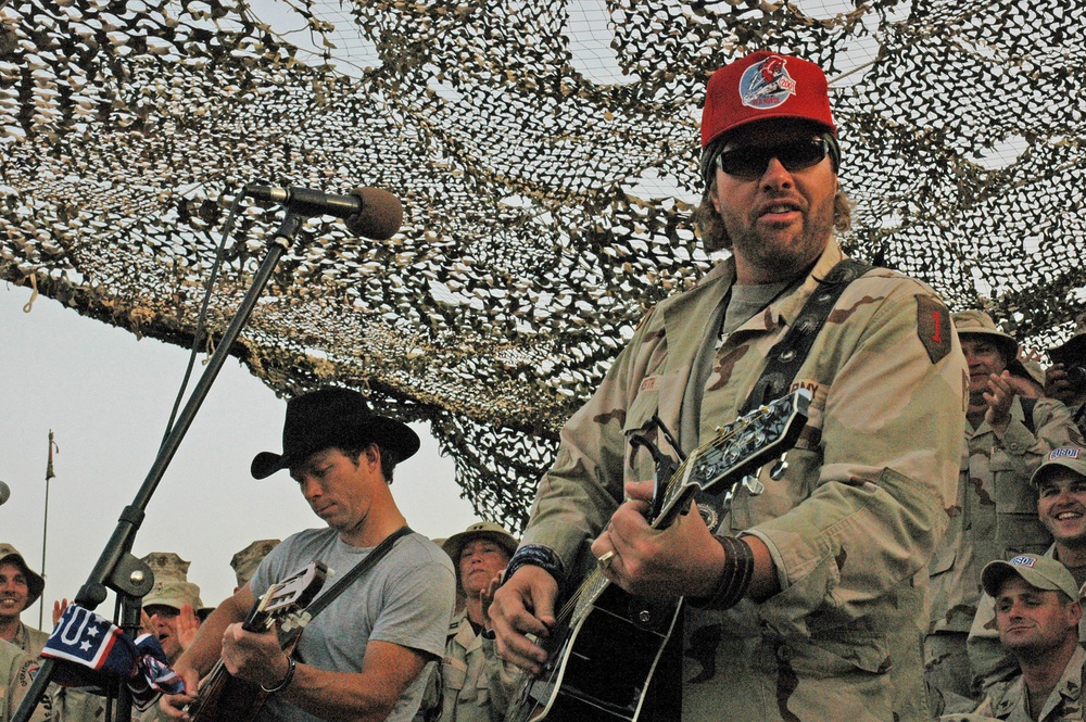 Toby Keith performs an acoustic set with Scott Emrick