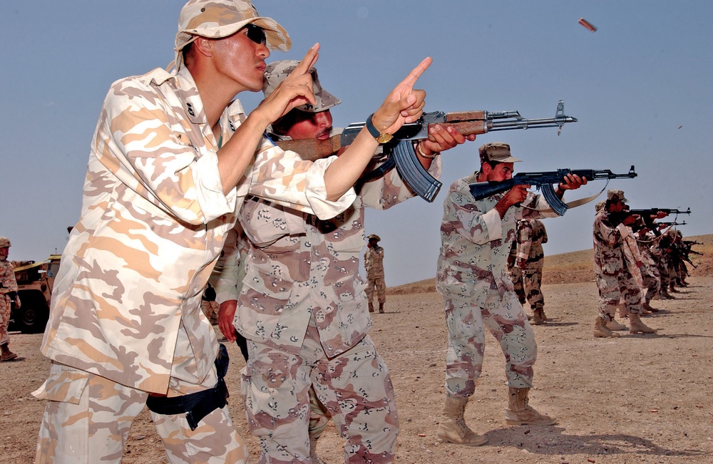 Special Forces and ROK Army training Iraqi Soldiers