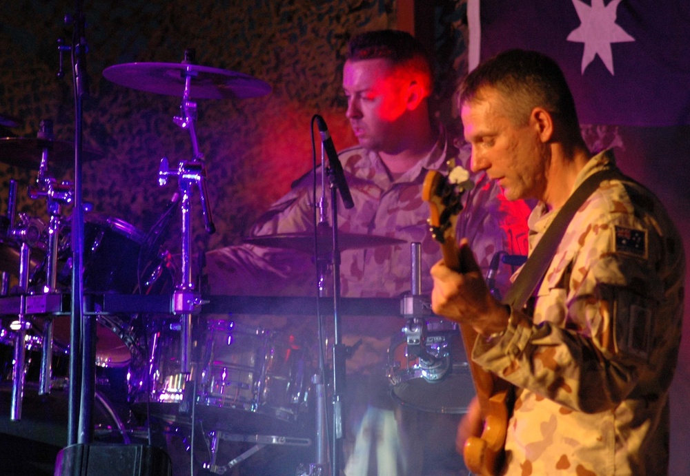 Cpl. O Toole and Bassist Broberg lay down a rif