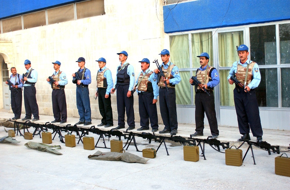 Iraqi Police Graduates