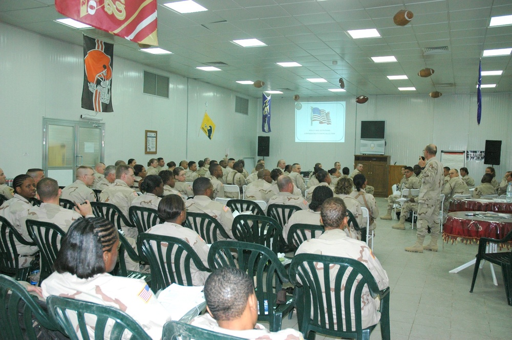 Russell Strand teaches Soldiers during sexual assault seminar.