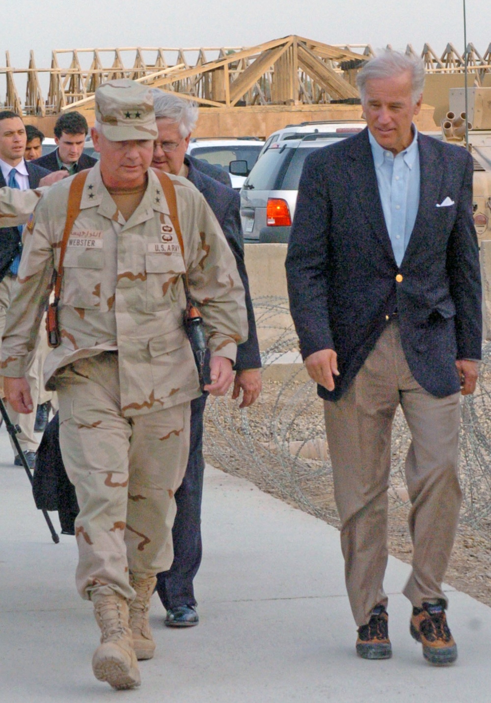 Congressional Delegation Visits Camp Liberty