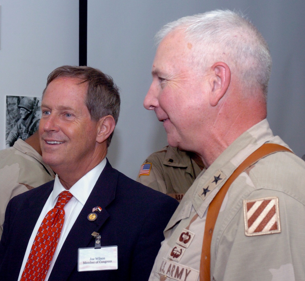 Congressional Delagation Visits Camp Liberty