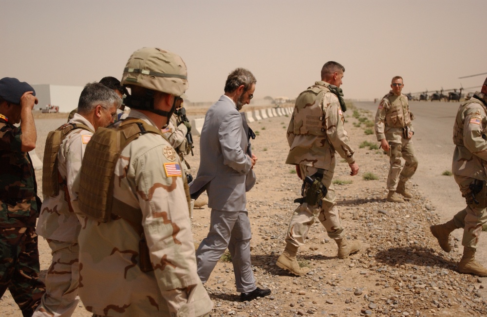 General George w. Casey and the Ministry of Defense visit the TF Freedom AO