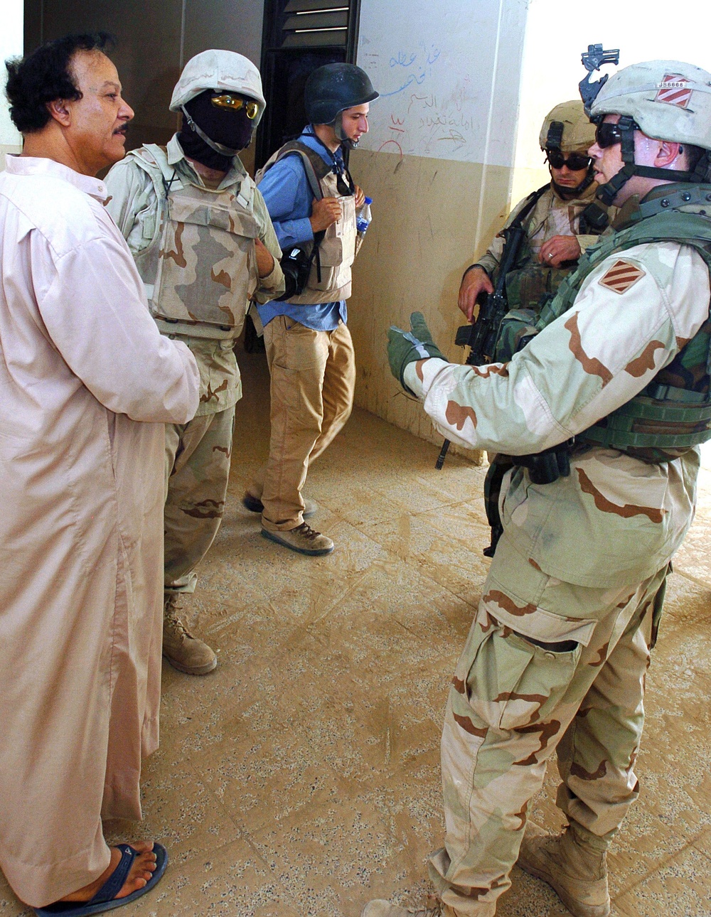Iraqi, U.S. Soldiers Keep Sadr Streets Safe