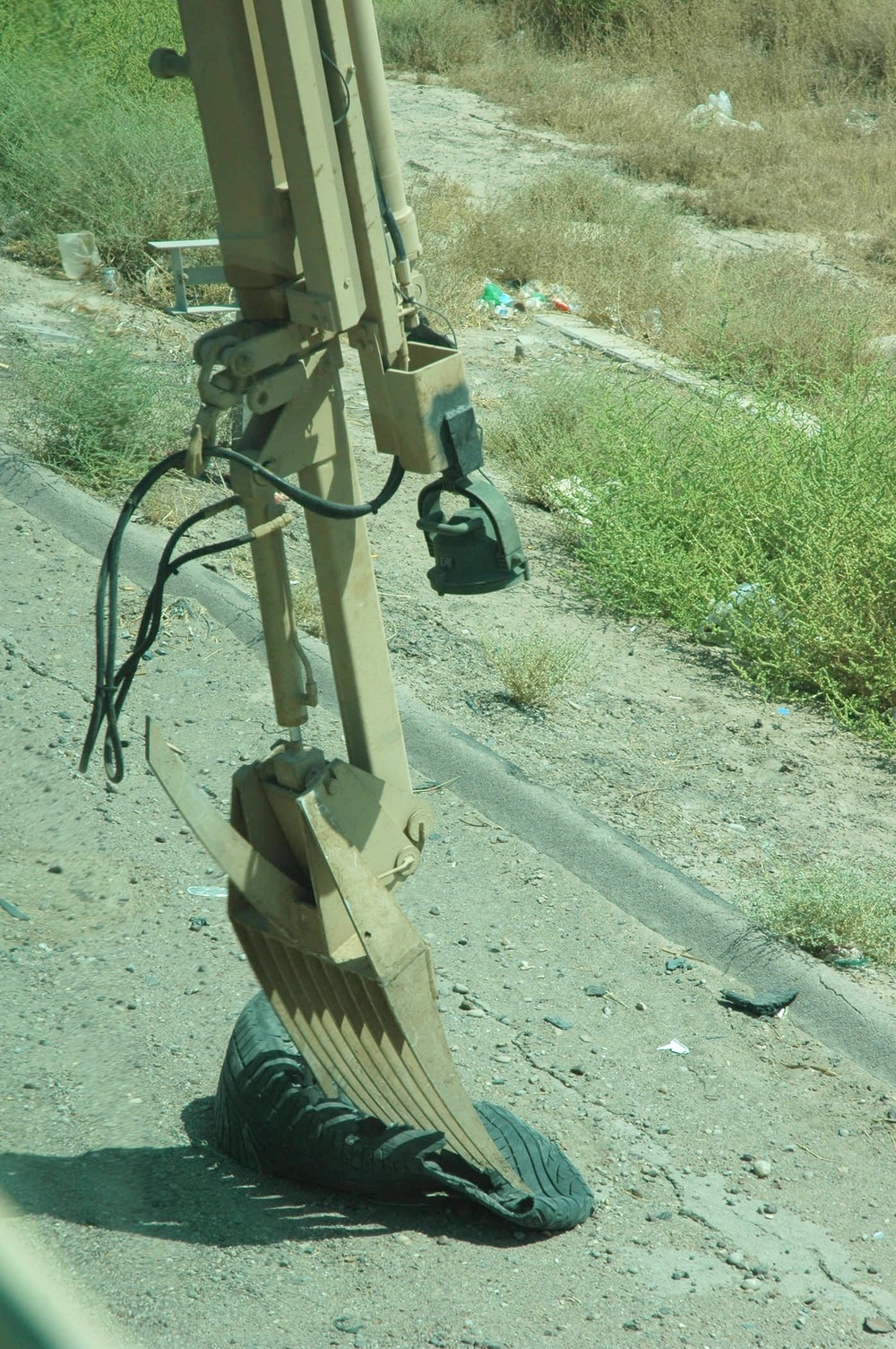 The retractable arm of the Buffalo 1