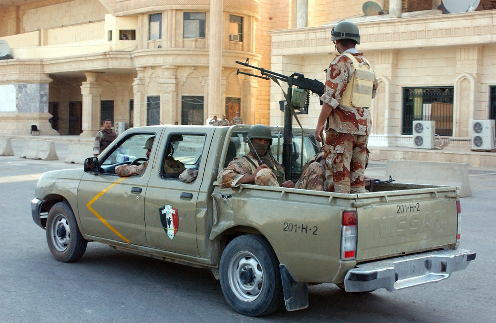 Iraqi army Soldiers return successfully from their first solo mission