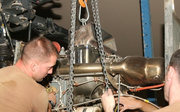 Cav helicopter maintenance