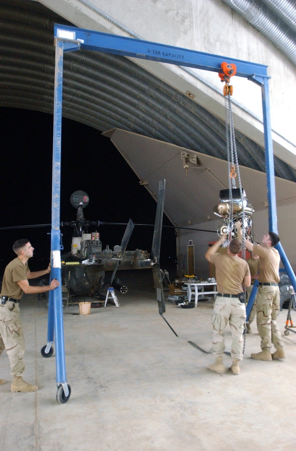 Cav helicopter maintenance