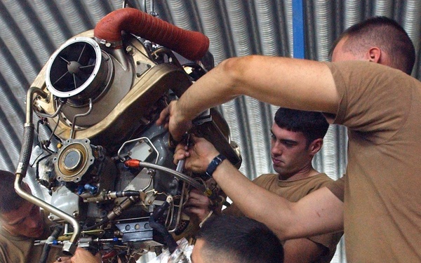 Cav helicopter maintenance