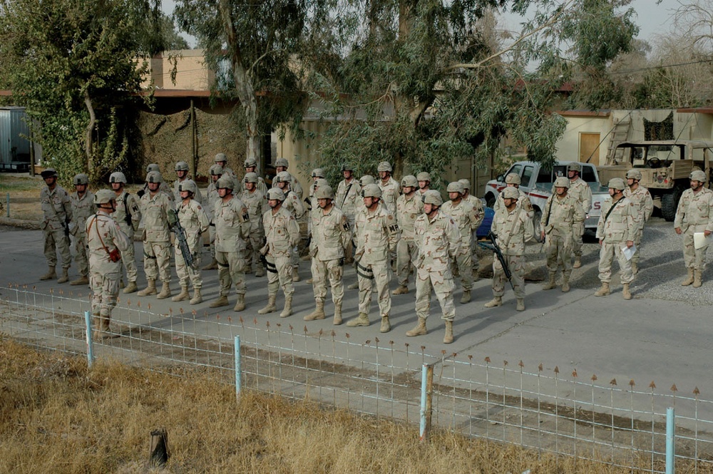 HHC, 116 BCT Soldiers Receive CABs