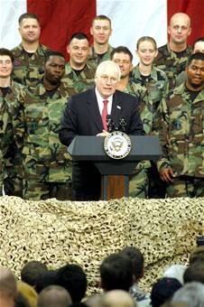 Cheney thanks Robins troops for terror war support