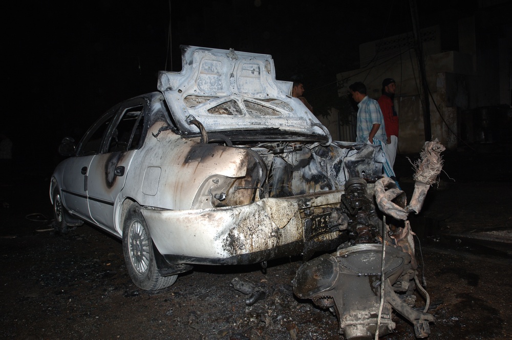 Iraqi, U.S. forces secure car bomb site