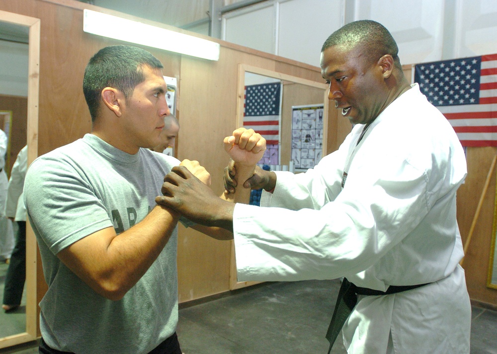 DVIDS News Mechanics teach martial arts to Soldiers