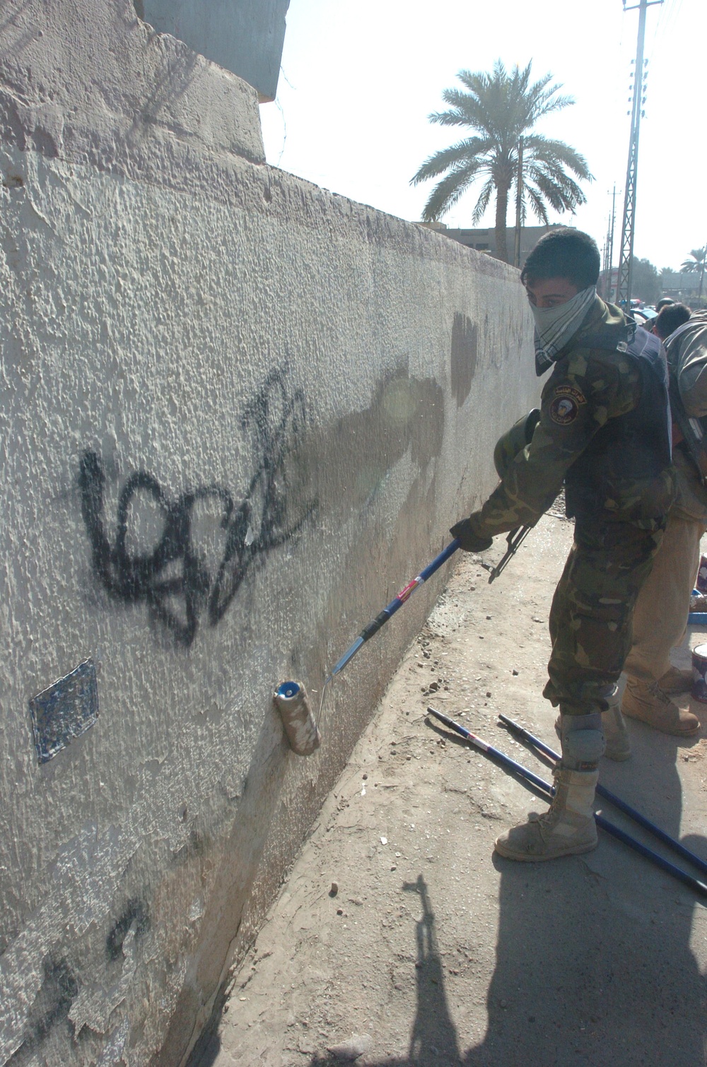 Painting over grafitti