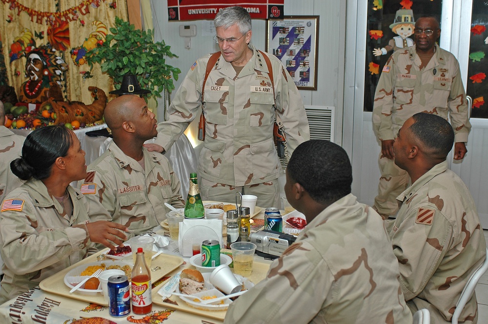 Gen. George Casey visits troops on Thanksgiving